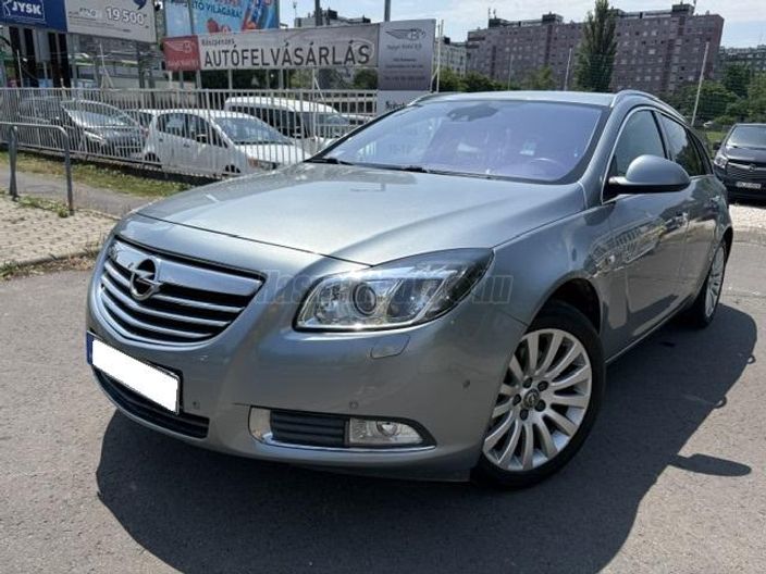 OPEL INSIGNIA Sports Tourer 2.0 T Sport