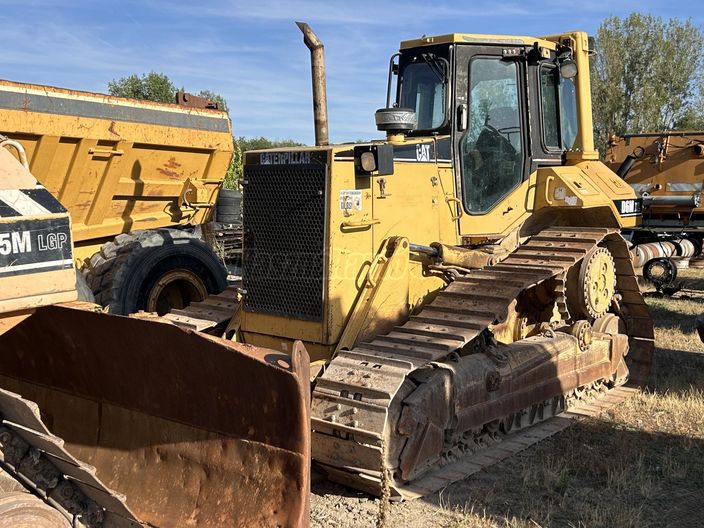 CATERPILLAR D6M XL dózel