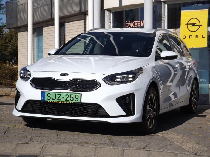 Opel márkakereskedés beszámolt autója!