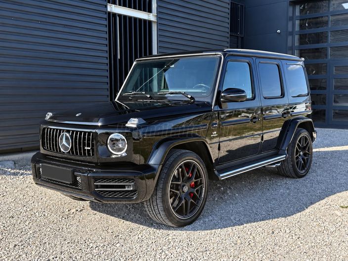MERCEDES-BENZ G 63 AMG 9G-Tronic