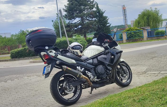 SUZUKI GSX 650 F