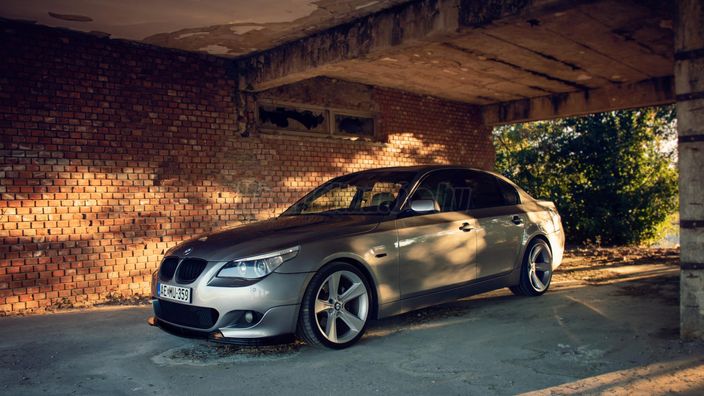 BMW 530