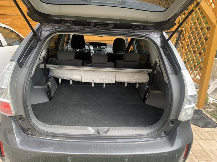 TOYOTA PRIUS+ 1.8 HSD Active e-CVT