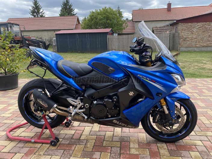 SUZUKI GSX-S 1000 F
