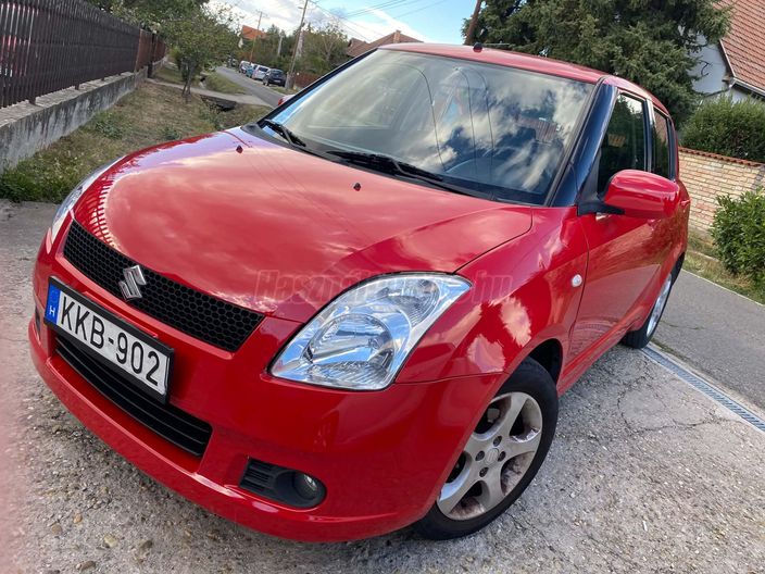 SUZUKI SWIFT 1.3 GLX CD AC