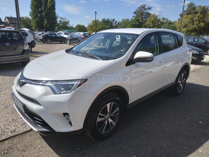 TOYOTA RAV 4 Rav4 2.0 D-4D Active Style 2WD