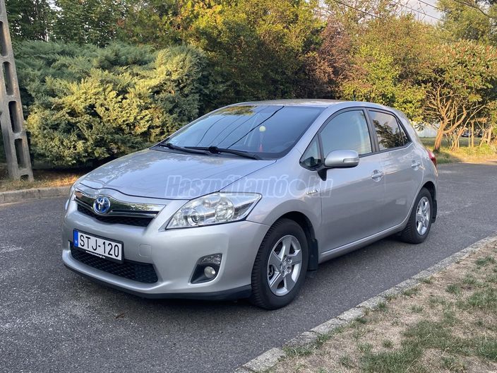 TOYOTA AURIS 1.8 HSD Sol Navi (Automata)