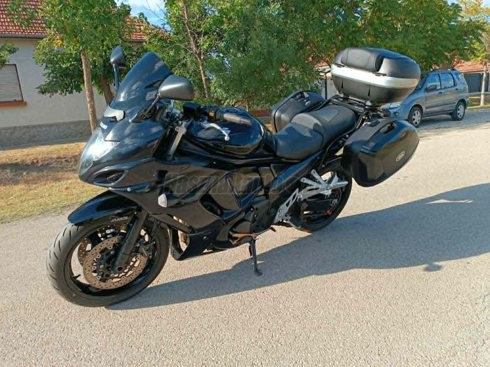 SUZUKI GSX 1250