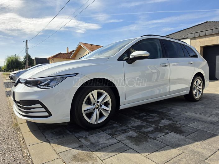 VOLKSWAGEN GOLF Variant 2.0 TDI Life