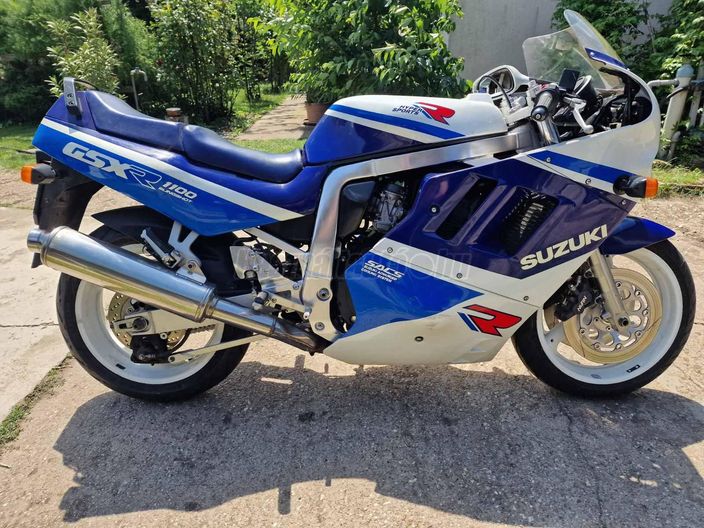 SUZUKI GSX-R 1100