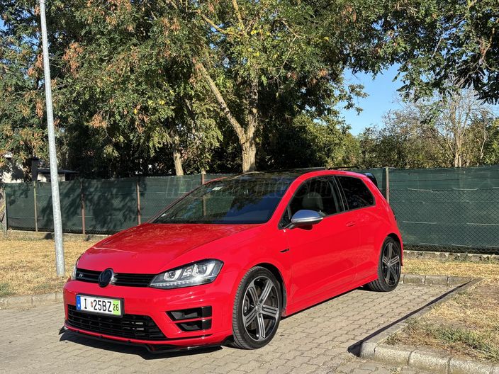 VOLKSWAGEN GOLF VII R 2.0 TSI 4 Motion DSG