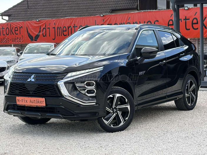 MITSUBISHI ECLIPSE CROSS 2.4 PHEV Intense Navi 4WD CVT