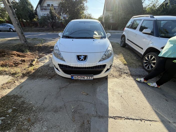 PEUGEOT 207 1.4 HDi Van