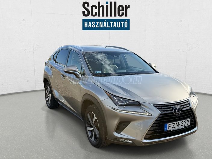 LEXUS NX 300h Luxury CVT