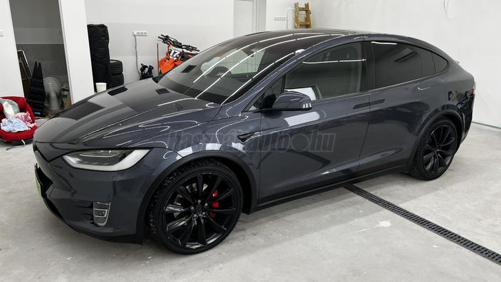 TESLA MODEL X Long Range (Automata) (6 személyes )