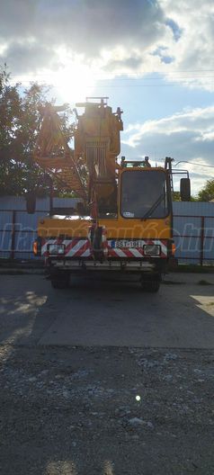 LIEBHERR UTM 526