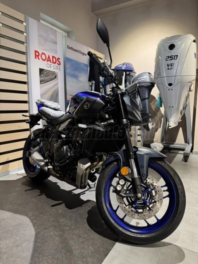 YAMAHA MT-07