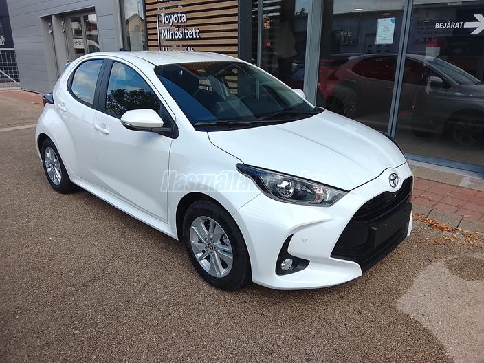 TOYOTA YARIS 1.5 Hybrid Comfort Business e-CVT