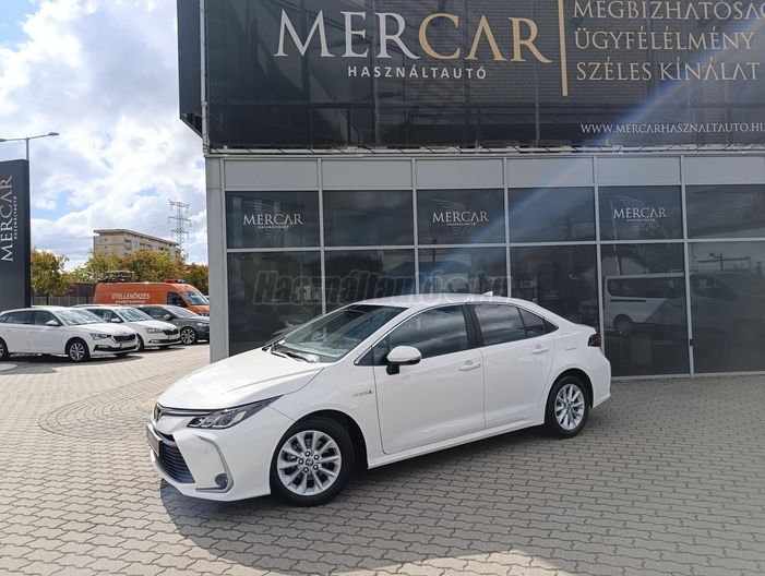 TOYOTA COROLLA Sedan 1.8 Hybrid Comfort Tech e-CVT
