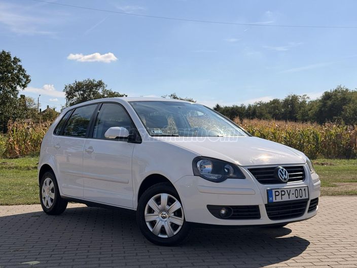 VOLKSWAGEN POLO IV 1.4 75 16V Comfortline