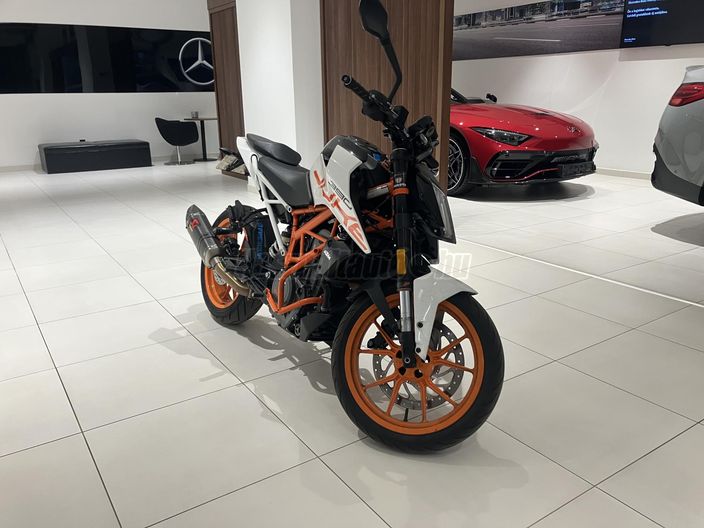 KTM 390 DUKE