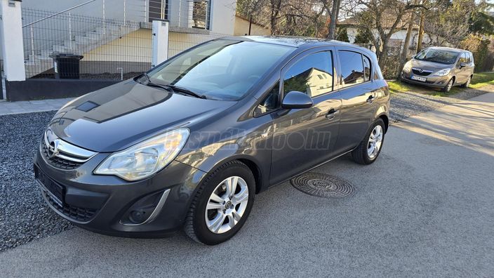 OPEL CORSA D 1.2 Cosmo