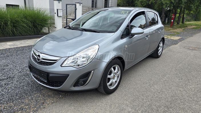 OPEL CORSA D 1.4 Cosmo