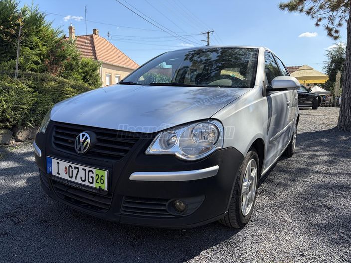 VOLKSWAGEN POLO 1.2 65 12V First