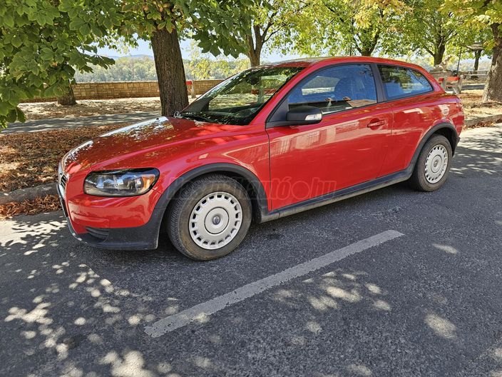 VOLVO C30 1.6 Momentum