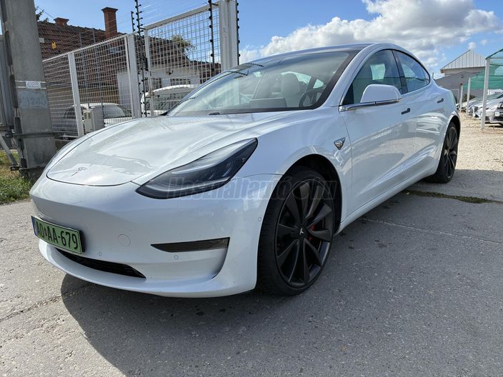TESLA MODEL 3 Performance AWD (Automata)