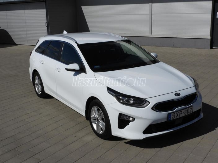 KIA CEE'D Ceed 1.5 T-GDI Gold