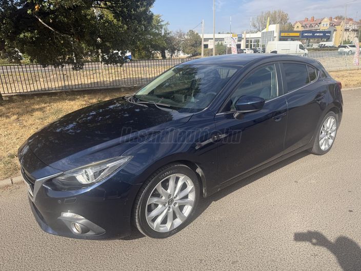 MAZDA 3 Sport 2.0 Revolution