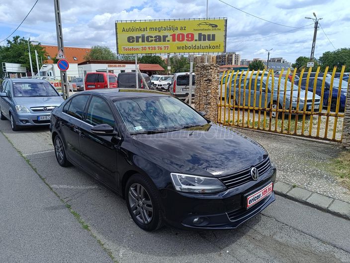 VOLKSWAGEN JETTA 1.4 TSI Highline