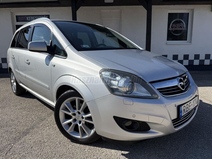 OPEL ZAFIRA B 1.8 Cosmo