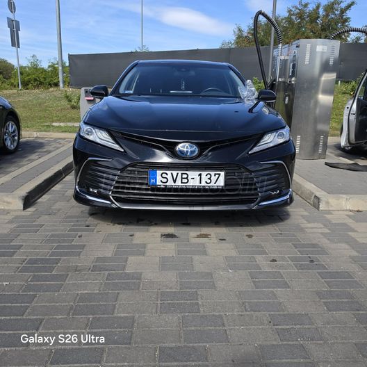TOYOTA CAMRY 2.5 Hybrid Comfort Business CVT