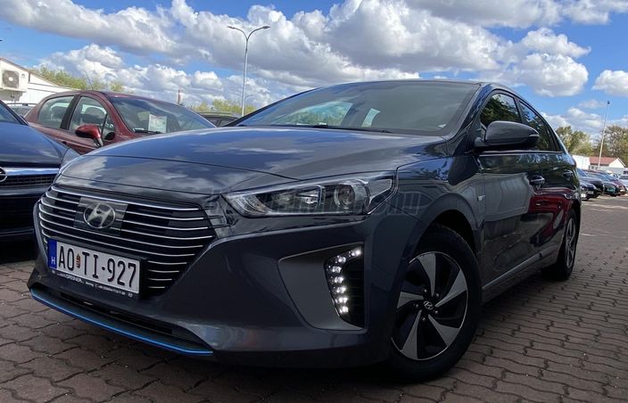 HYUNDAI IONIQ hybrid 1.6 GDi Comfort DCT