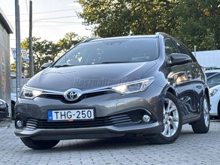 TOYOTA AURIS Touring Sports 1.4 D-4D Active MY17