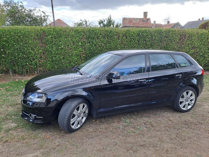 AUDI A3 1.6 TDI Ambition DPF