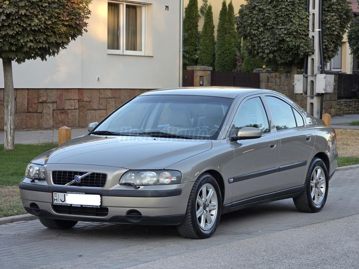 VOLVO S60 2.4 D5 Summum (Automata)