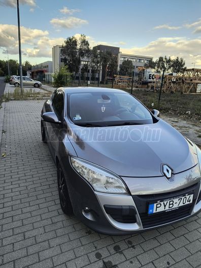 RENAULT MEGANE 1.9 dCi Dynamique