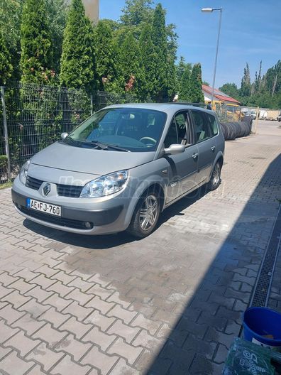 RENAULT GRAND SCENIC Scénic 1.6 Dynamique