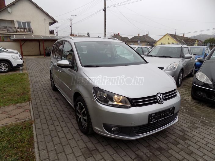 VOLKSWAGEN TOURAN 1.6 CR TDI Trendline BlueMotion