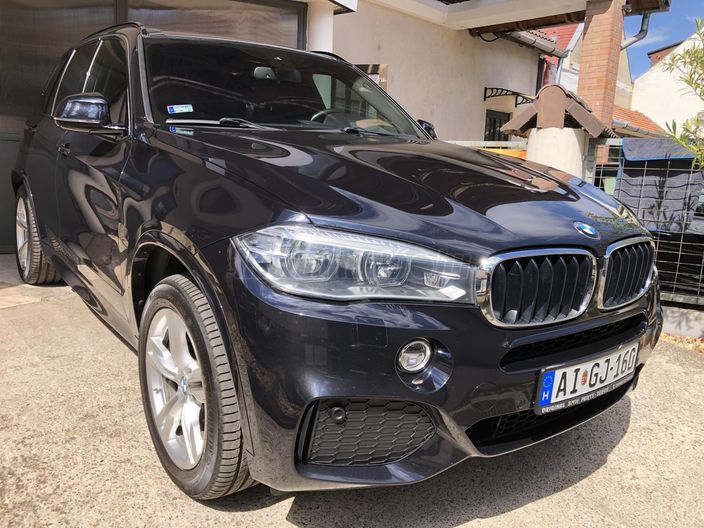 BMW X5 xDrive35i (Automata)