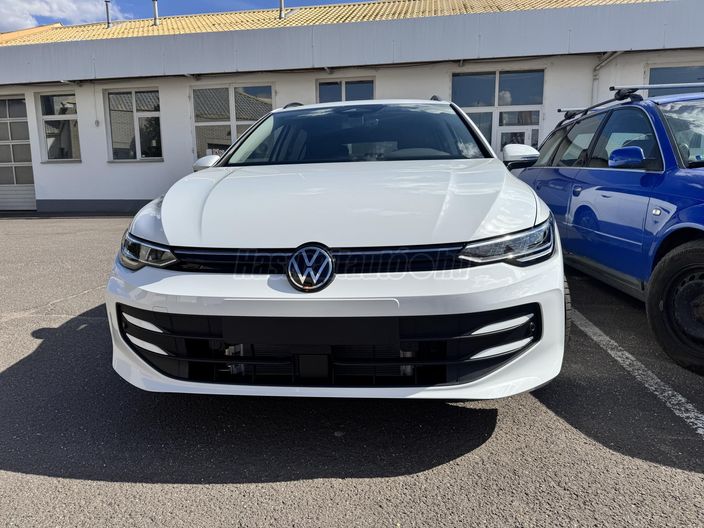 VOLKSWAGEN GOLF VIII Variant 2.0 TDI Life DSG
