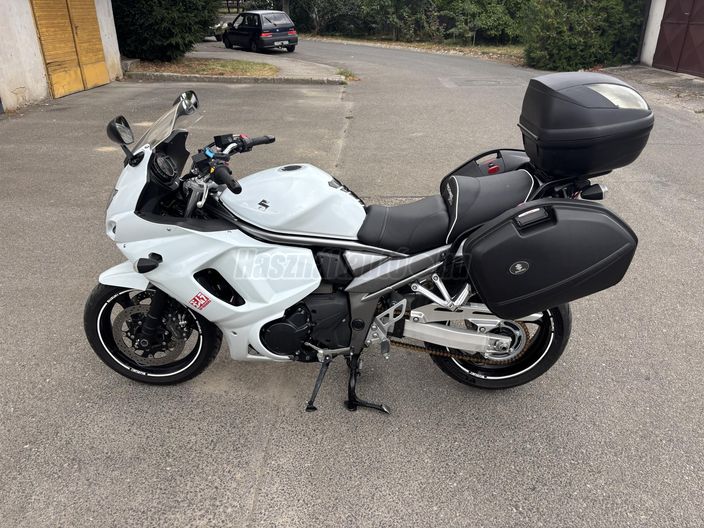 SUZUKI GSX 1250