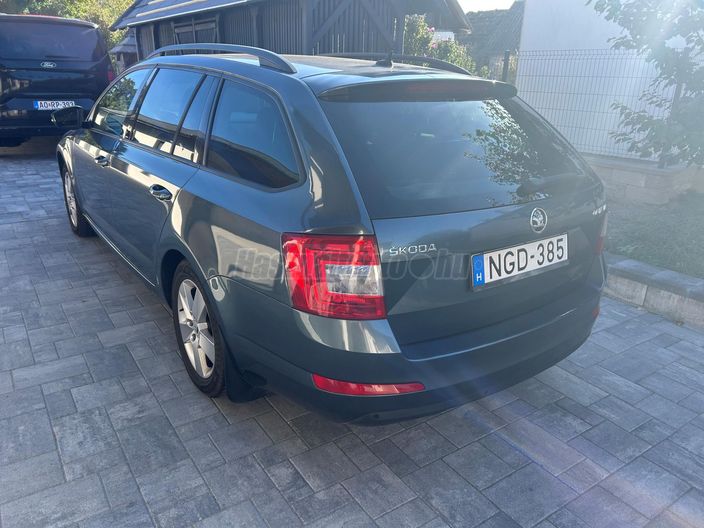 SKODA OCTAVIA Combi 1.2 TSI Style