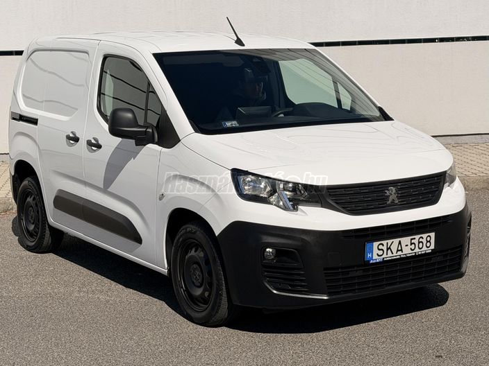 PEUGEOT PARTNER 1.5 BlueHDi 75 Premium L1 (3 személyes )