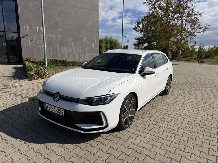 VOLKSWAGEN PASSAT Variant 2.0 TDI R-Line DSG