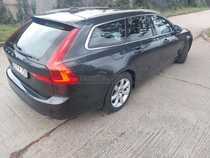VOLVO V90 2.0 D [D4] Kinetic AWD Geartronic