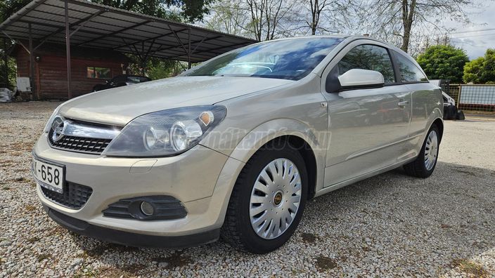 OPEL ASTRA H 1.4 GTC Essentia